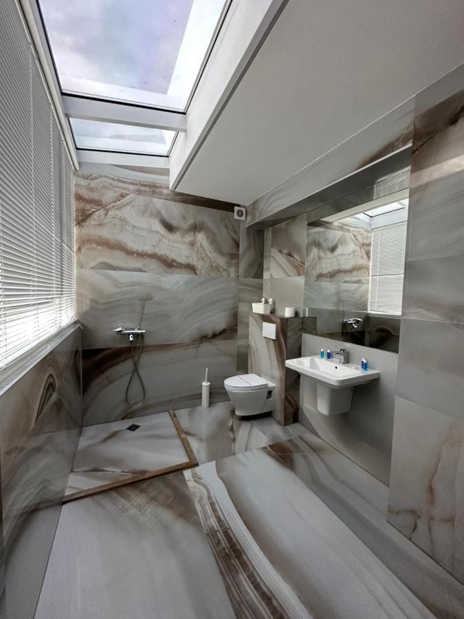 Botabara Del Mar Boutique Aparthotel Pomorie Bagian luar foto