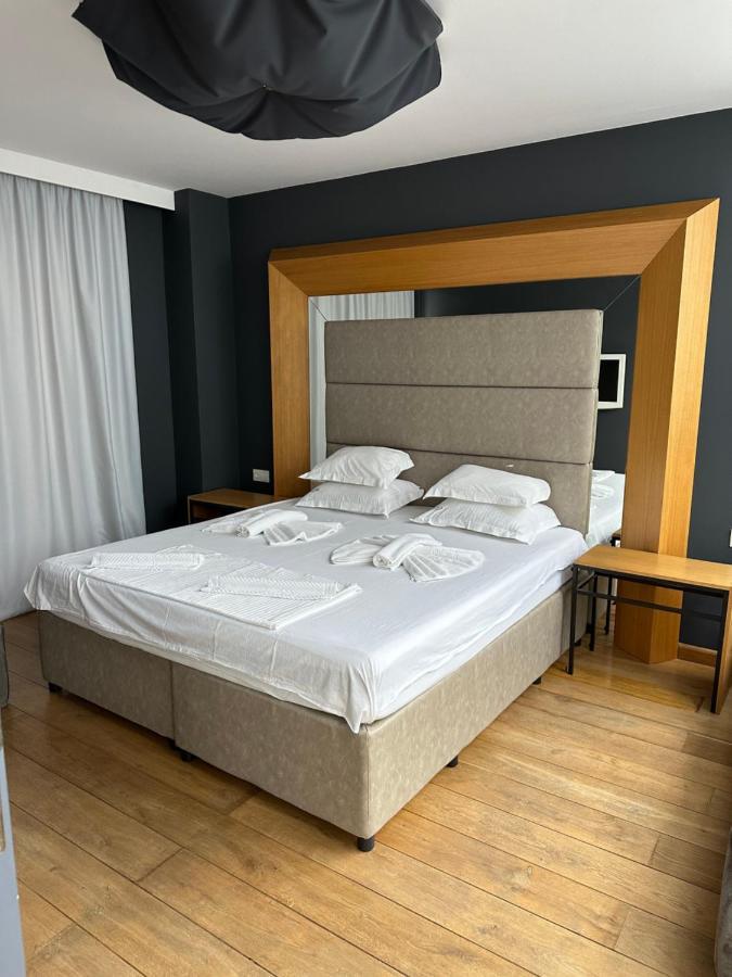 Botabara Del Mar Boutique Aparthotel Pomorie Bagian luar foto