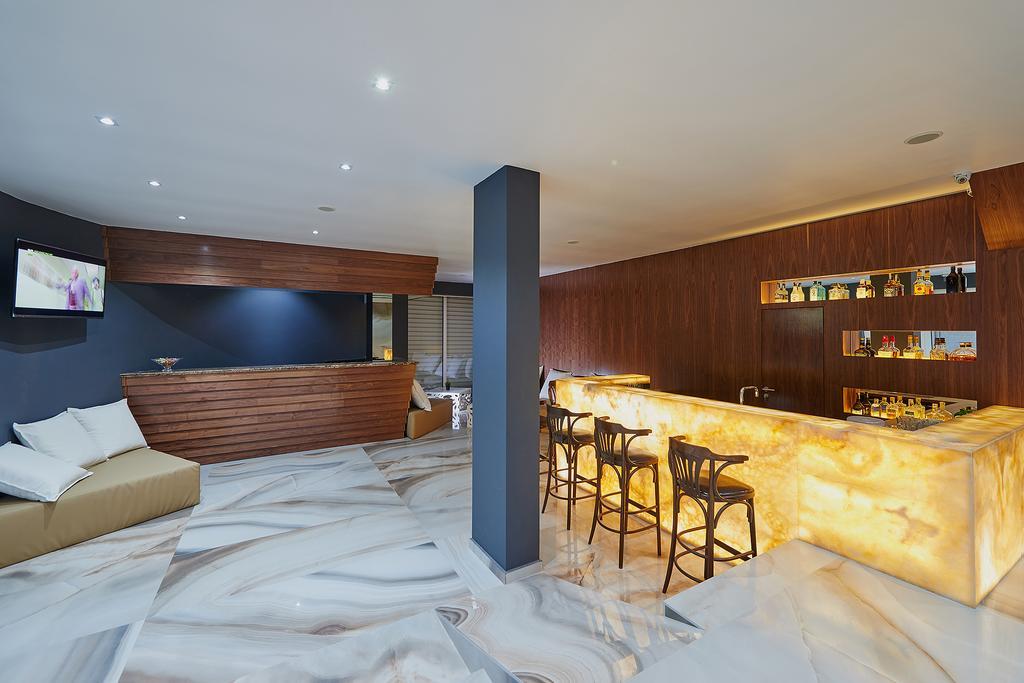 Botabara Del Mar Boutique Aparthotel Pomorie Bagian luar foto