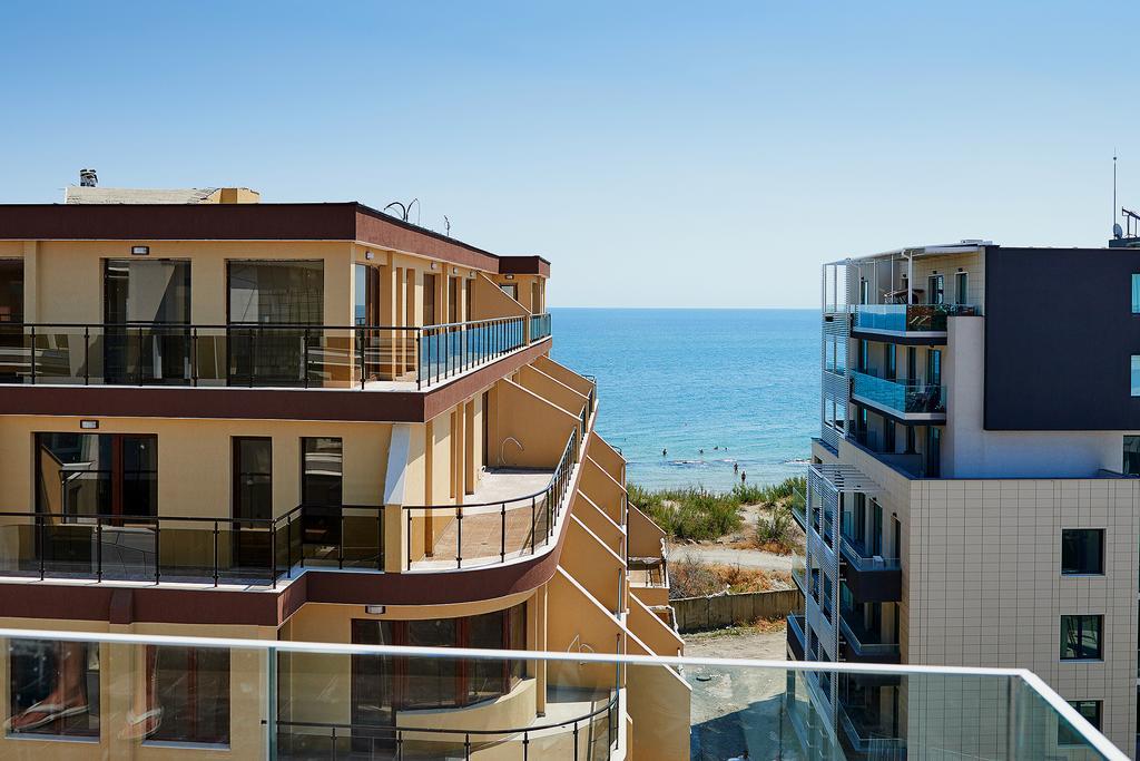 Botabara Del Mar Boutique Aparthotel Pomorie Bagian luar foto